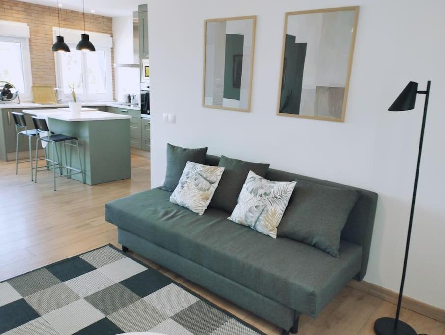 Precioso Apartamento En Pamplona Junto Al Centro Buitenkant foto